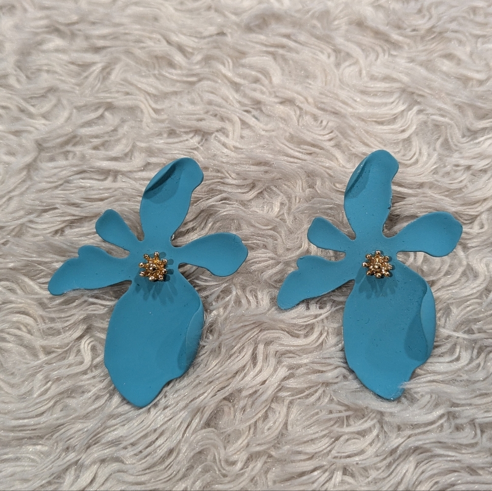 Light Blue Flower Earrings - Picture 3 of 7